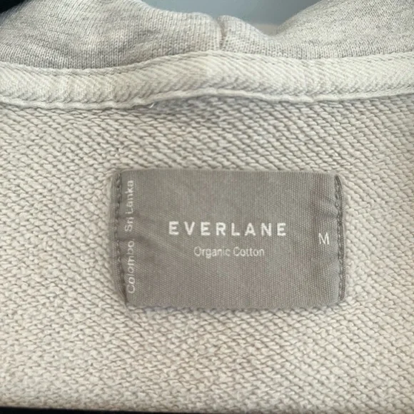 Everlane Organic Cotton Cropped Hoodie in Light Heather Gray - Picture 3 of 3